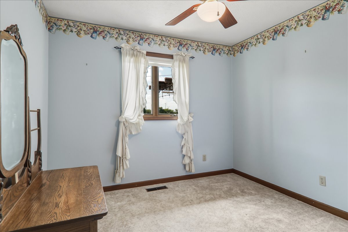 209 Birch Street Maroa, IL 61756 - Photo 16 of 19