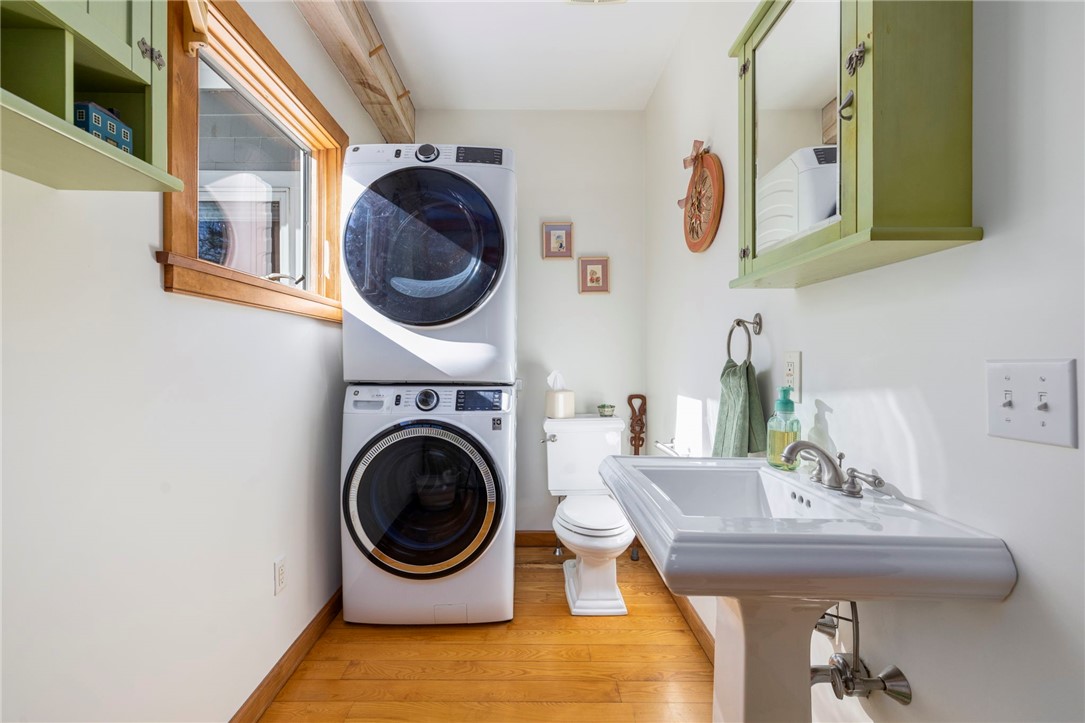 1808 Ministerial Road South Kingstown, RI 02879 - Photo 16 of 46 Half bath