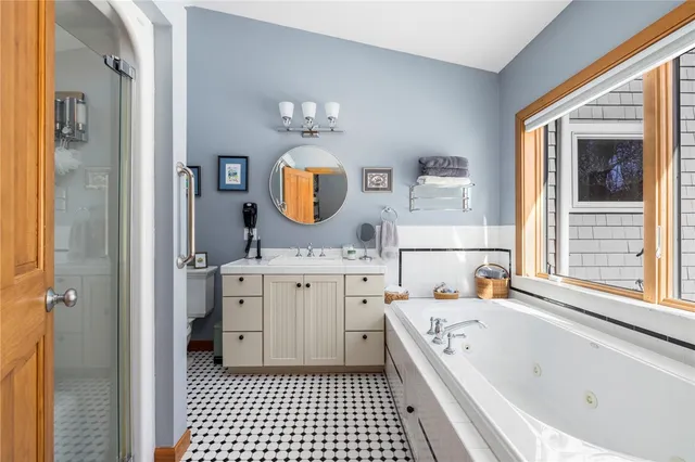 $1,395,000 | 1808 Ministerial Road, South Kingstown, RI 02879