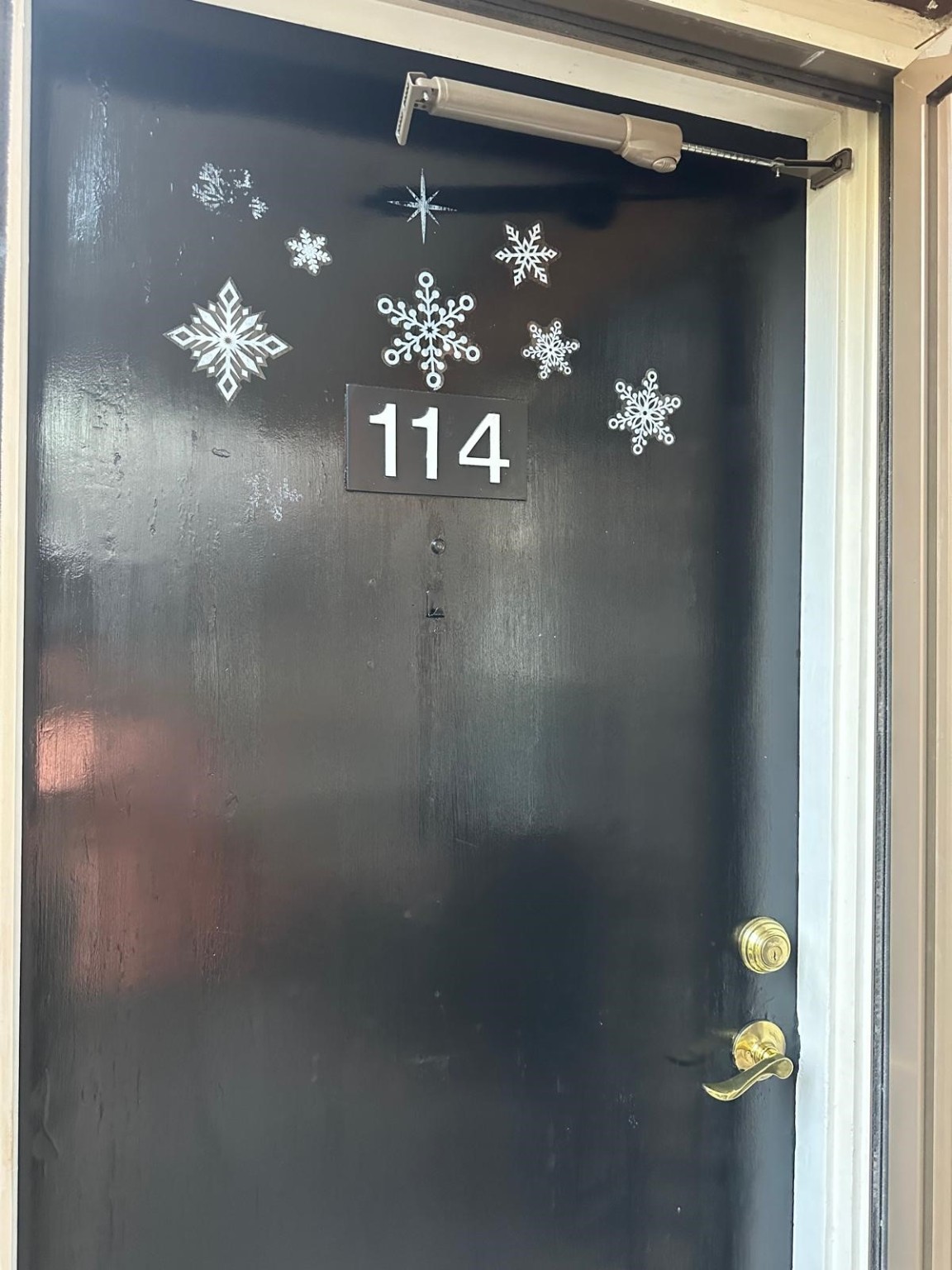 a close view of kitchen