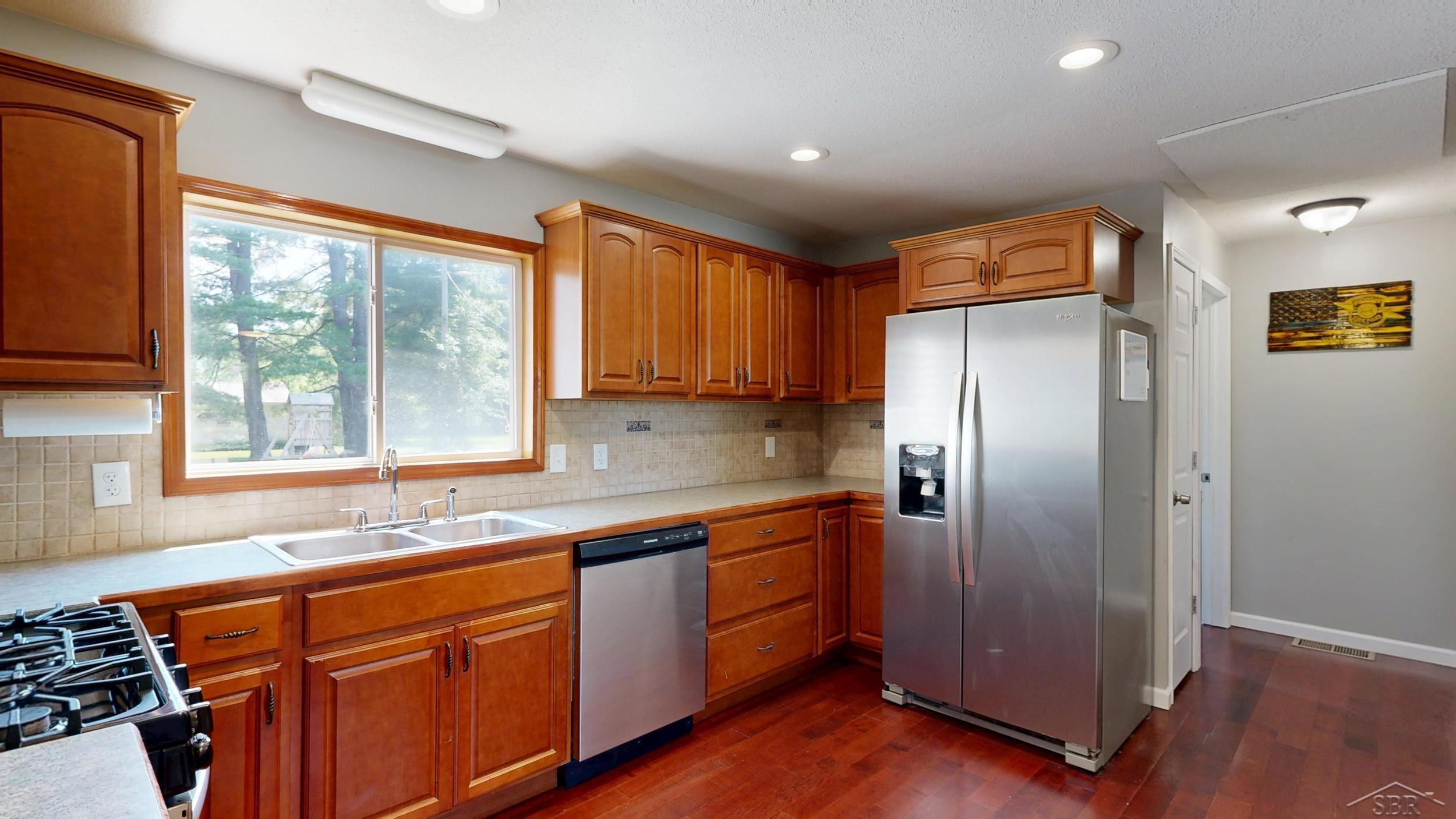 22359 Gratiot Road Merrill, MI 48637 - Photo 14 of 34