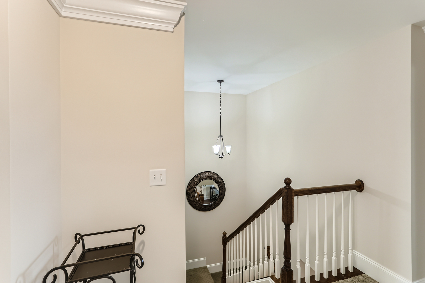 1239 Falcon Ridge Drive Elgin, IL 60124 - Photo 13 of 28 a view of a hallway with door