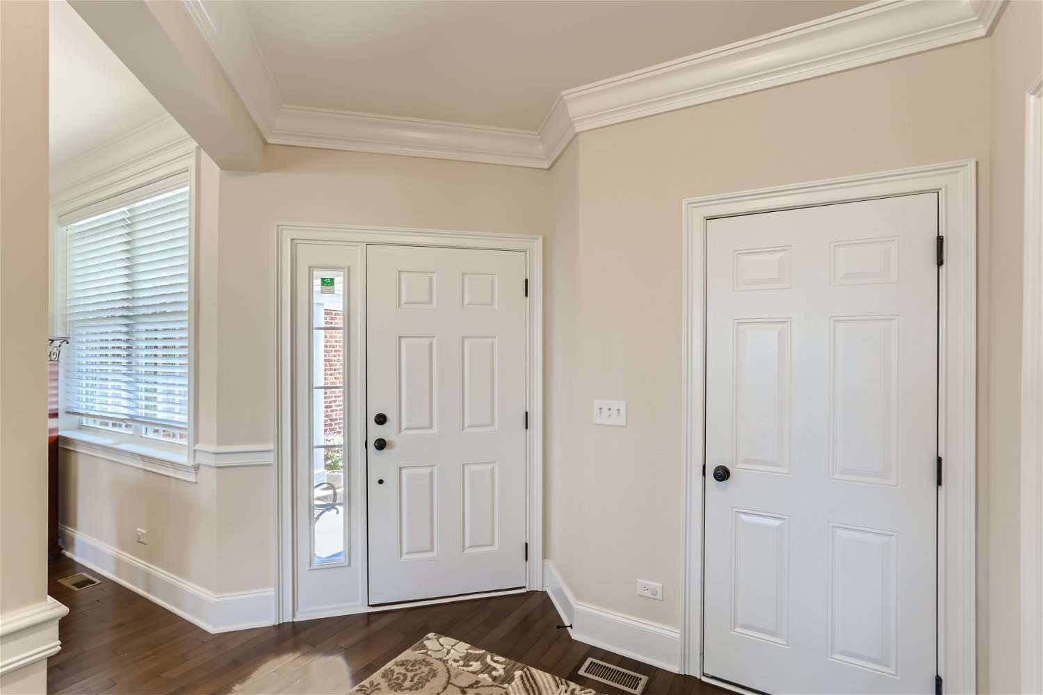 1239 Falcon Ridge Drive Elgin, IL 60124 - Photo 4 of 28 a view of a bathroom with wooden floor