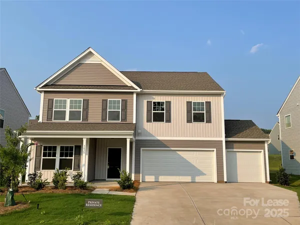 $2,795 | 3020 Growler Street, Charlotte, NC 28215