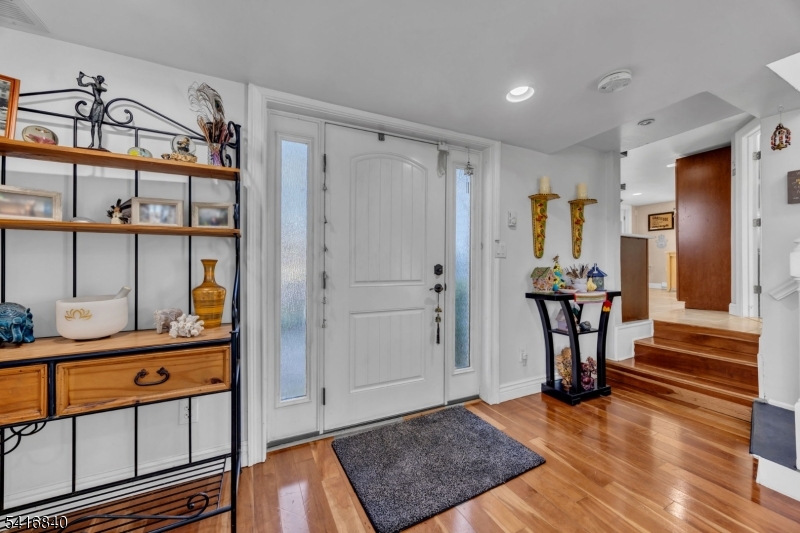 160 Stanton Road Flemington, NJ 08822 - Photo 4 of 28