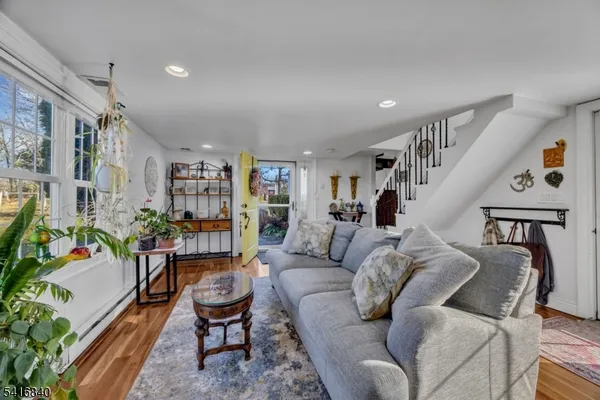 $518,000 | 160 Stanton Road, Flemington, NJ 08822