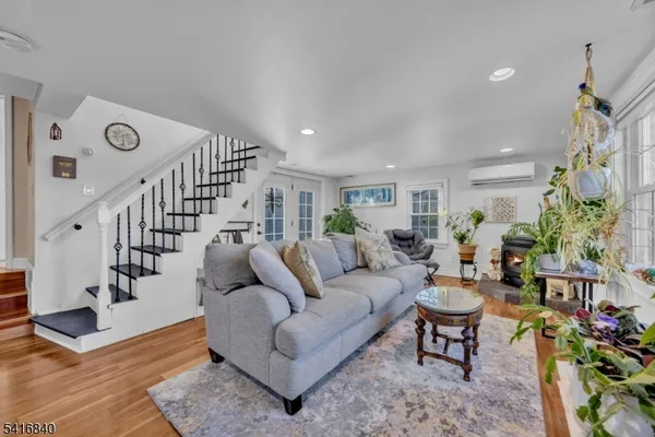 $518,000 | 160 Stanton Road, Flemington, NJ 08822