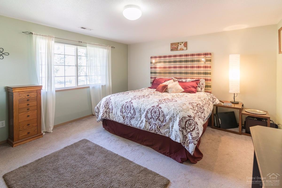 62950 Deschutes Road Bend, OR 97701 - Photo 10 of 25 Additional Photo
