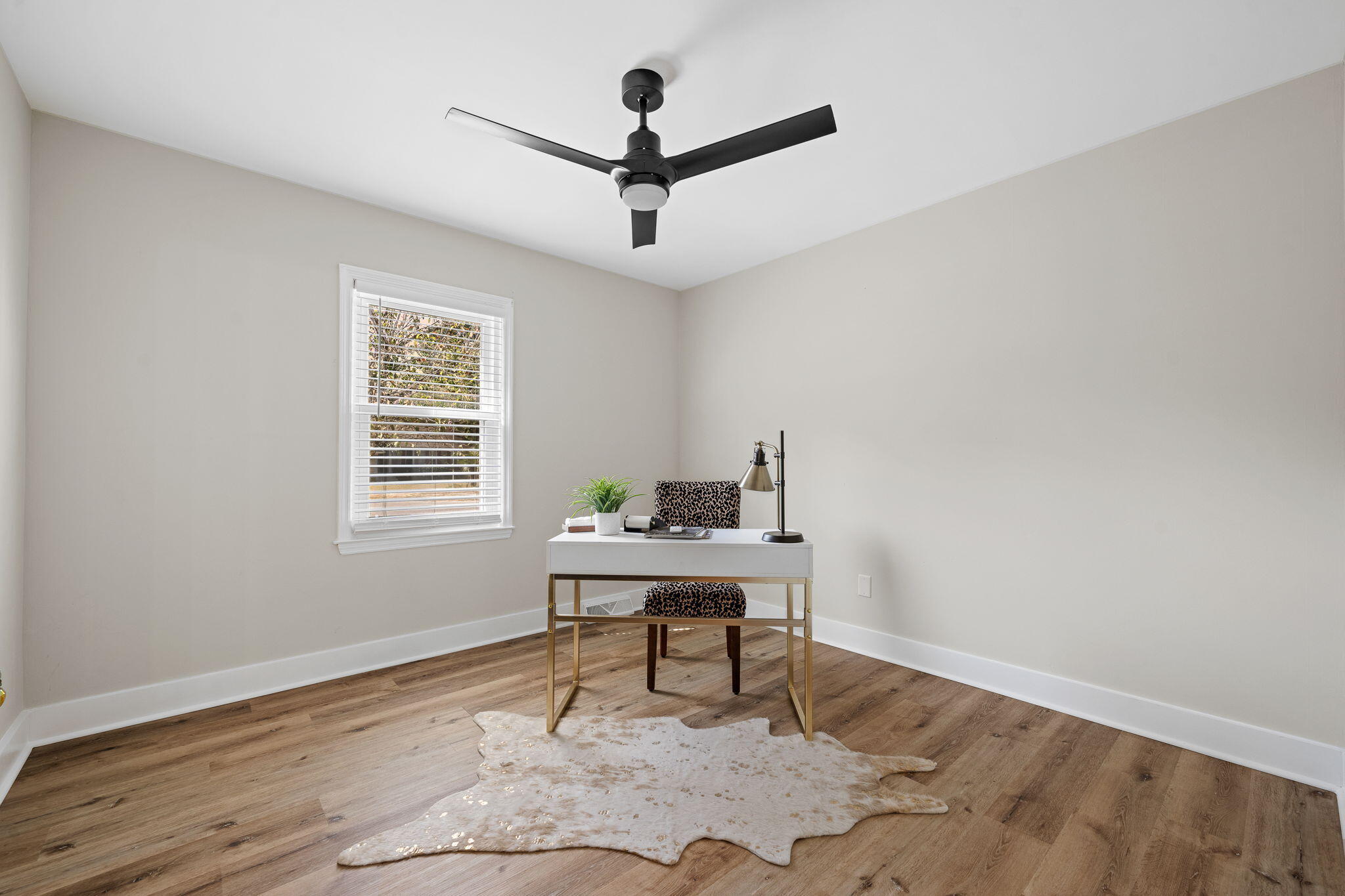 305 Meadowlark Lane Moncks Corner, SC 29461 - Photo 31 of 47 33-web-or-mls-Barclay Media Co_-25