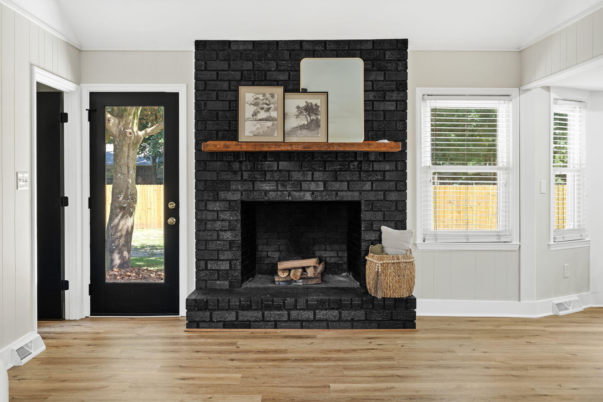 305 Meadowlark Lane Moncks Corner, SC 29461 - Photo 7 of 47 8-web-or-mls-Barclay Media Co_-7