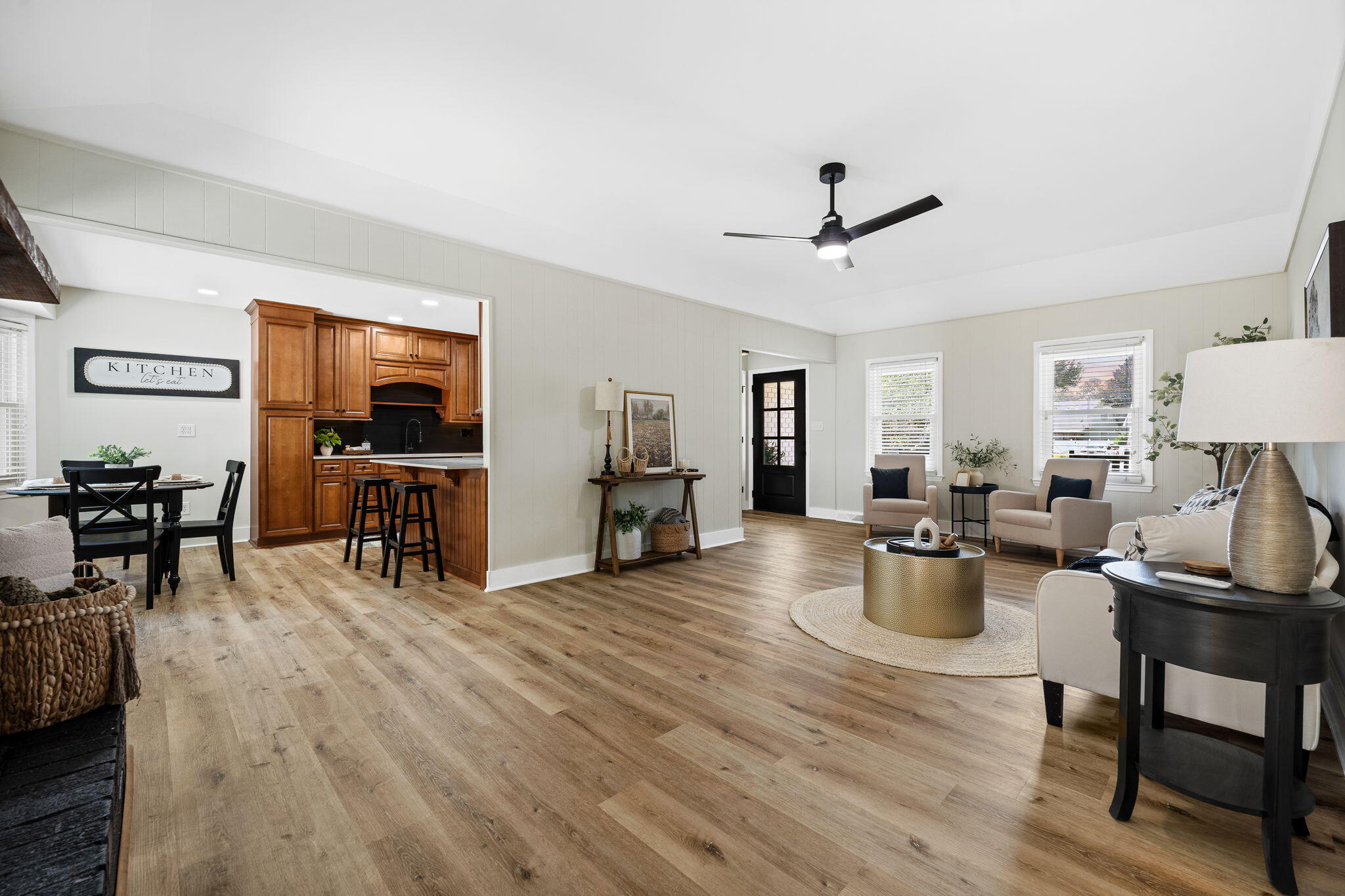 305 Meadowlark Lane Moncks Corner, SC 29461 - Photo 10 of 47 11-web-or-mls-Barclay Media Co_-18