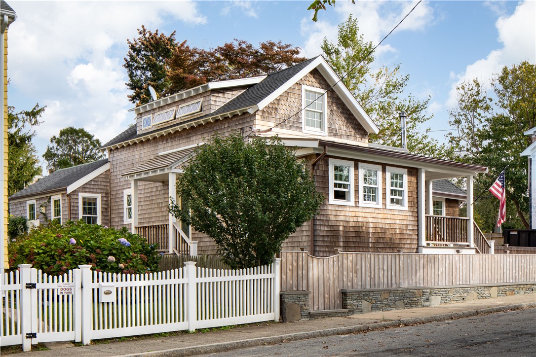 3 Butler Street Newport, RI 02840 - Photo 1 of 35 Gallery Image 1