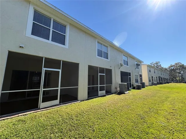 $1,700 | 3426 High Hampton Circle, Tampa, FL 33610