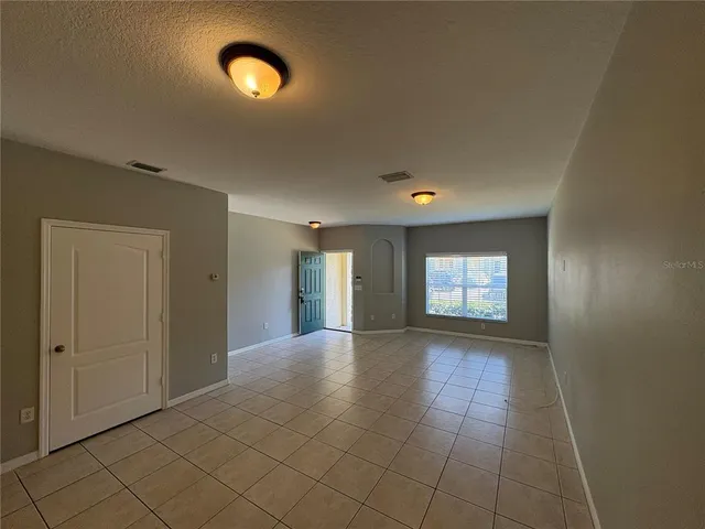 $1,700 | 3426 High Hampton Circle, Tampa, FL 33610