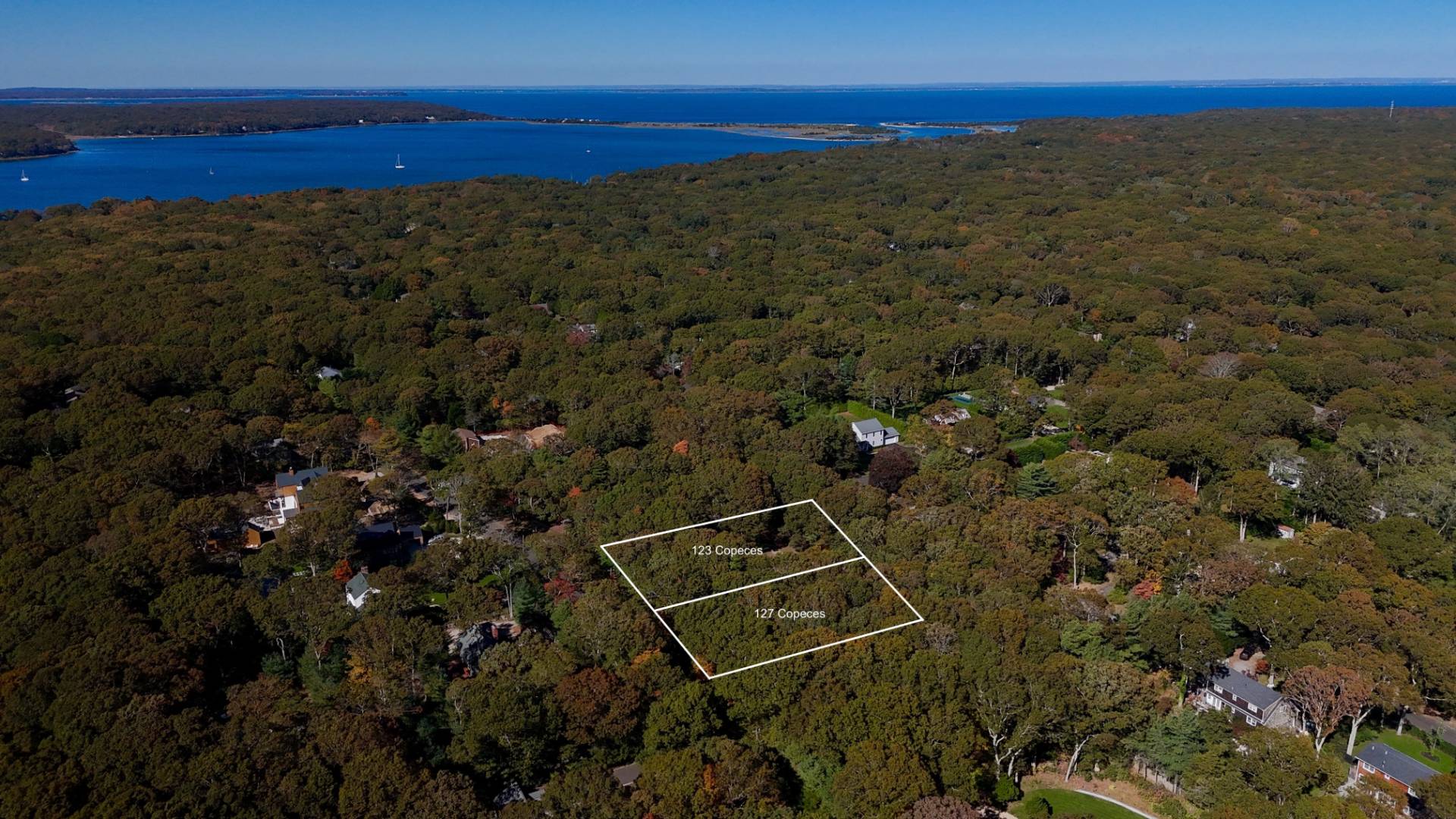 127 Copeces Lane East Hampton, NY 11937 - Photo 13 of 13 a view of a sky from a room