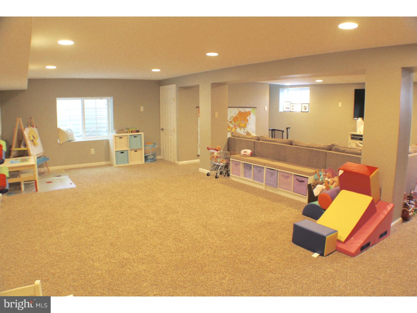 1239 Leedom Road Havertown, PA 19083 - Photo 14 of 25