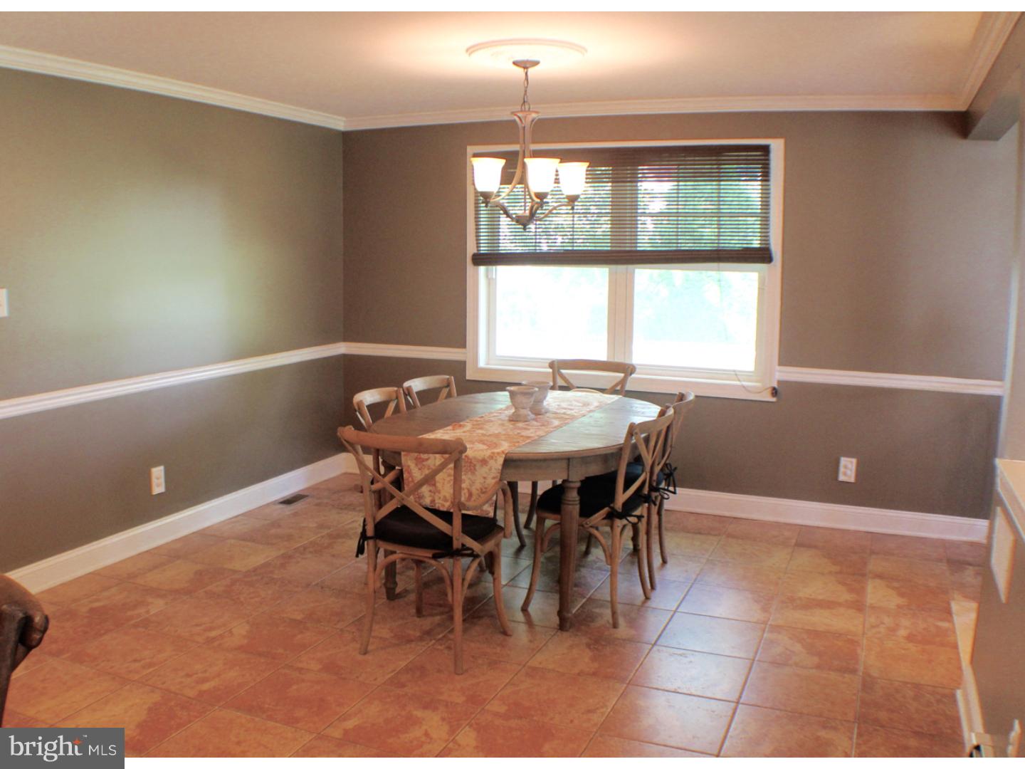 1239 Leedom Road Havertown, PA 19083 - Photo 7 of 25