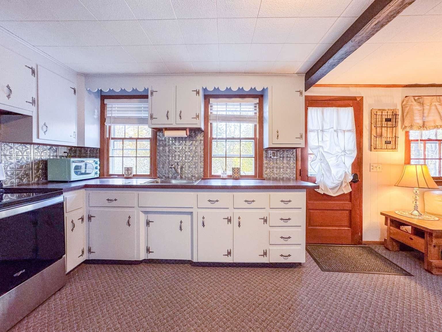 12 Beach Street Alton, NH 03810 - Photo 8 of 20