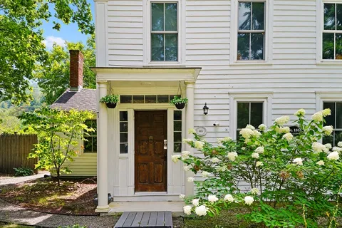 $1,260,000 | 1574-1579 Pleasant Street, Lee, MA 01260