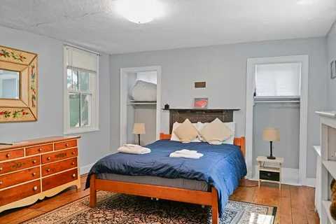 $1,260,000 | 1574-1579 Pleasant Street, Lee, MA 01260