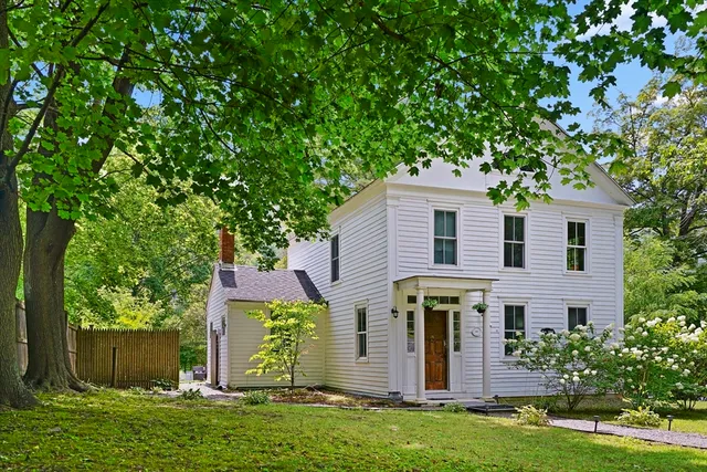 $1,260,000 | 1574-1579 Pleasant Street, Lee, MA 01260