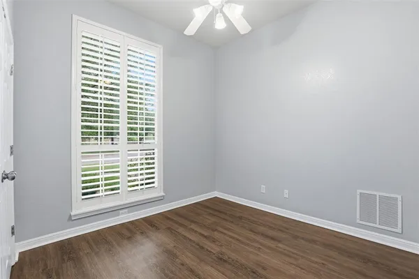$2,995 | 1404 Chaucer Drive, Cleburne, TX 76033