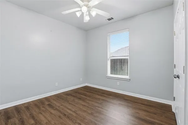 $2,995 | 1404 Chaucer Drive, Cleburne, TX 76033