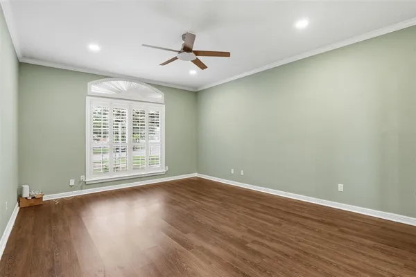 $2,995 | 1404 Chaucer Drive, Cleburne, TX 76033