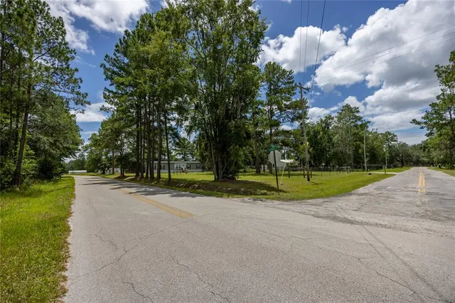 a view of a tennis court