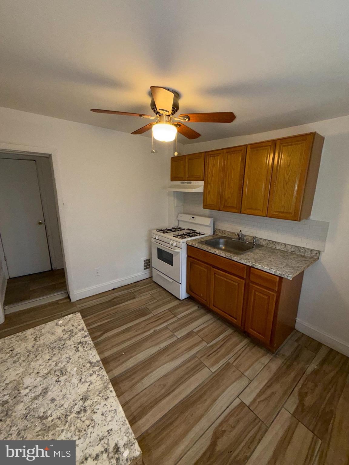 412 North Holly Street Philadelphia, PA 19104 - Photo 5 of 13