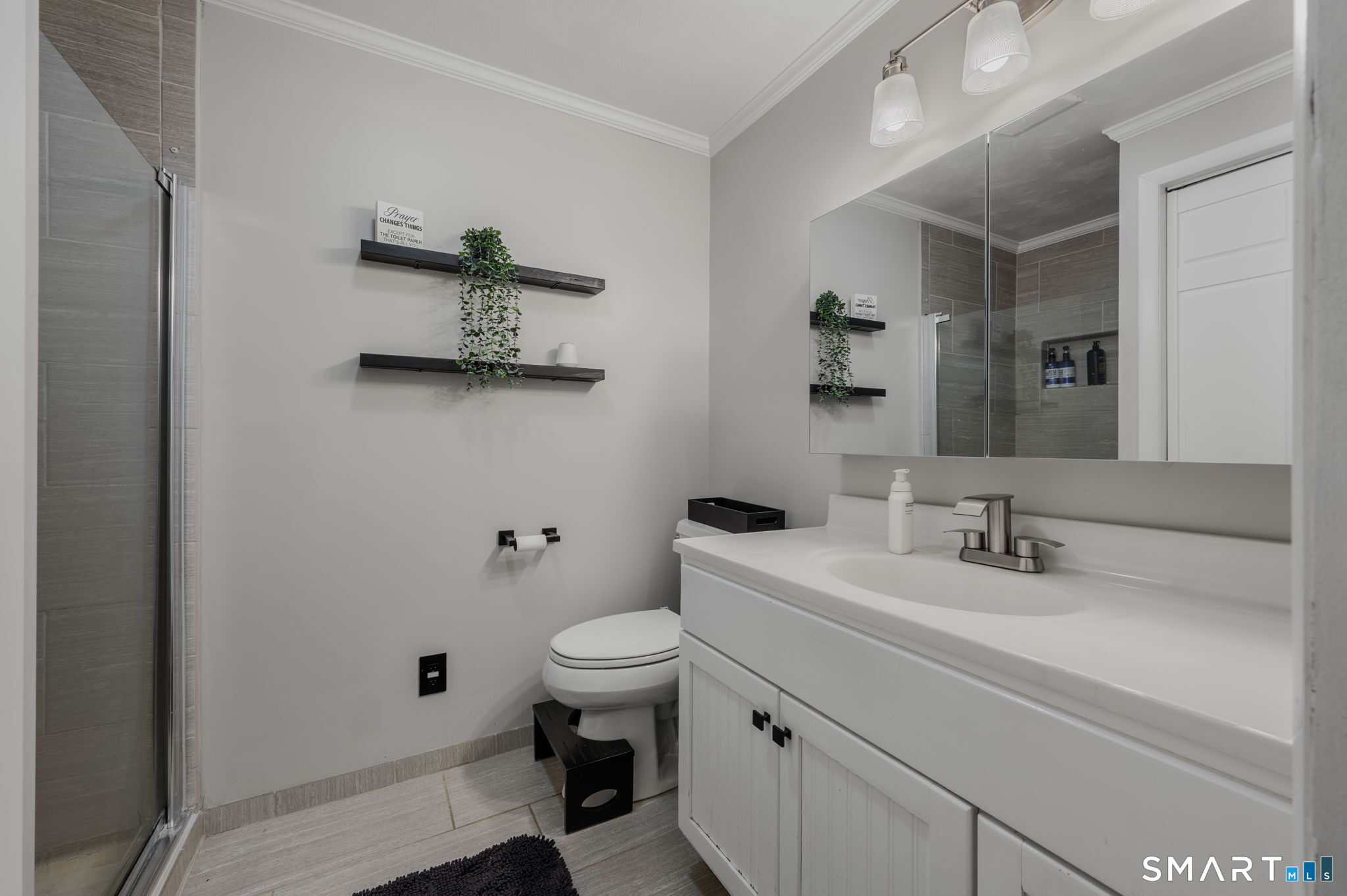 65 Flat Iron Road Guilford, CT 06437 - Photo 16 of 40