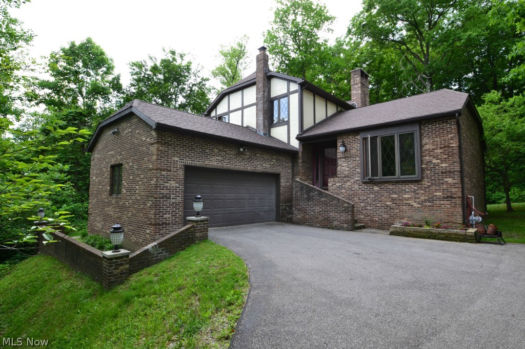12488 Woodin Road Chardon, OH 44024 - Photo 1 of 15 Gallery Image 1