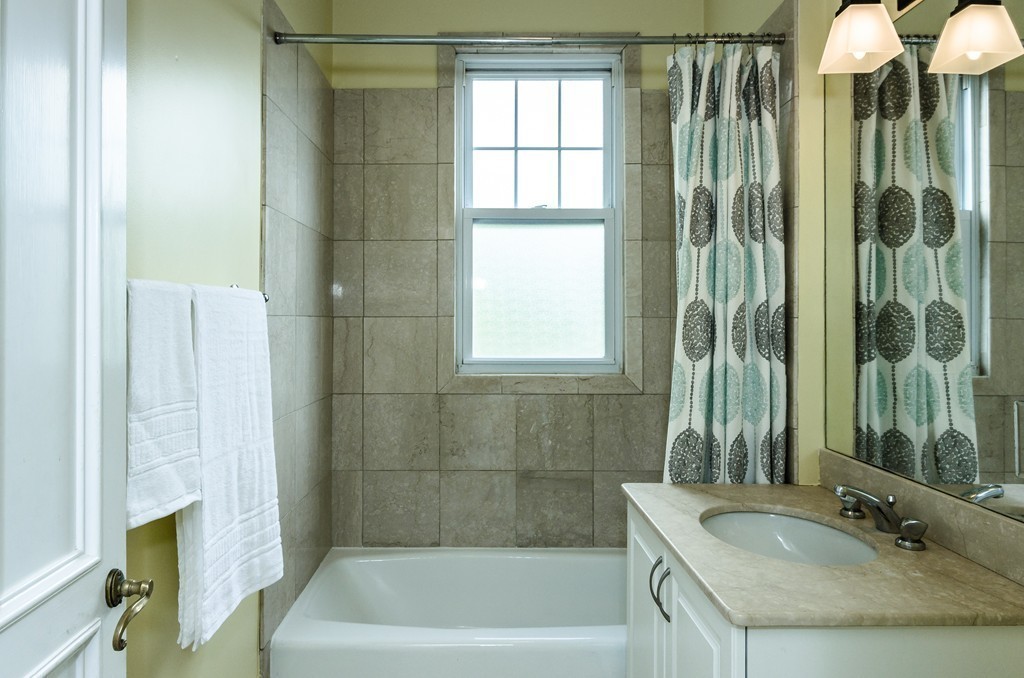 44 Rawson Road, Unit 2 Brookline, MA 02445 - Photo 14 of 17 Gallery Image 14