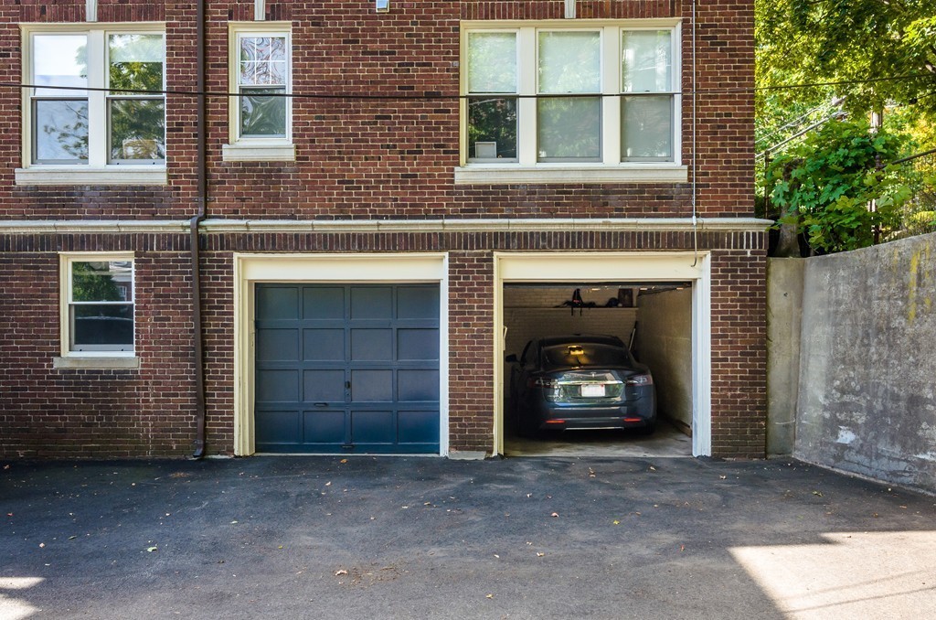 44 Rawson Road, Unit 2 Brookline, MA 02445 - Photo 17 of 17 Gallery Image 17