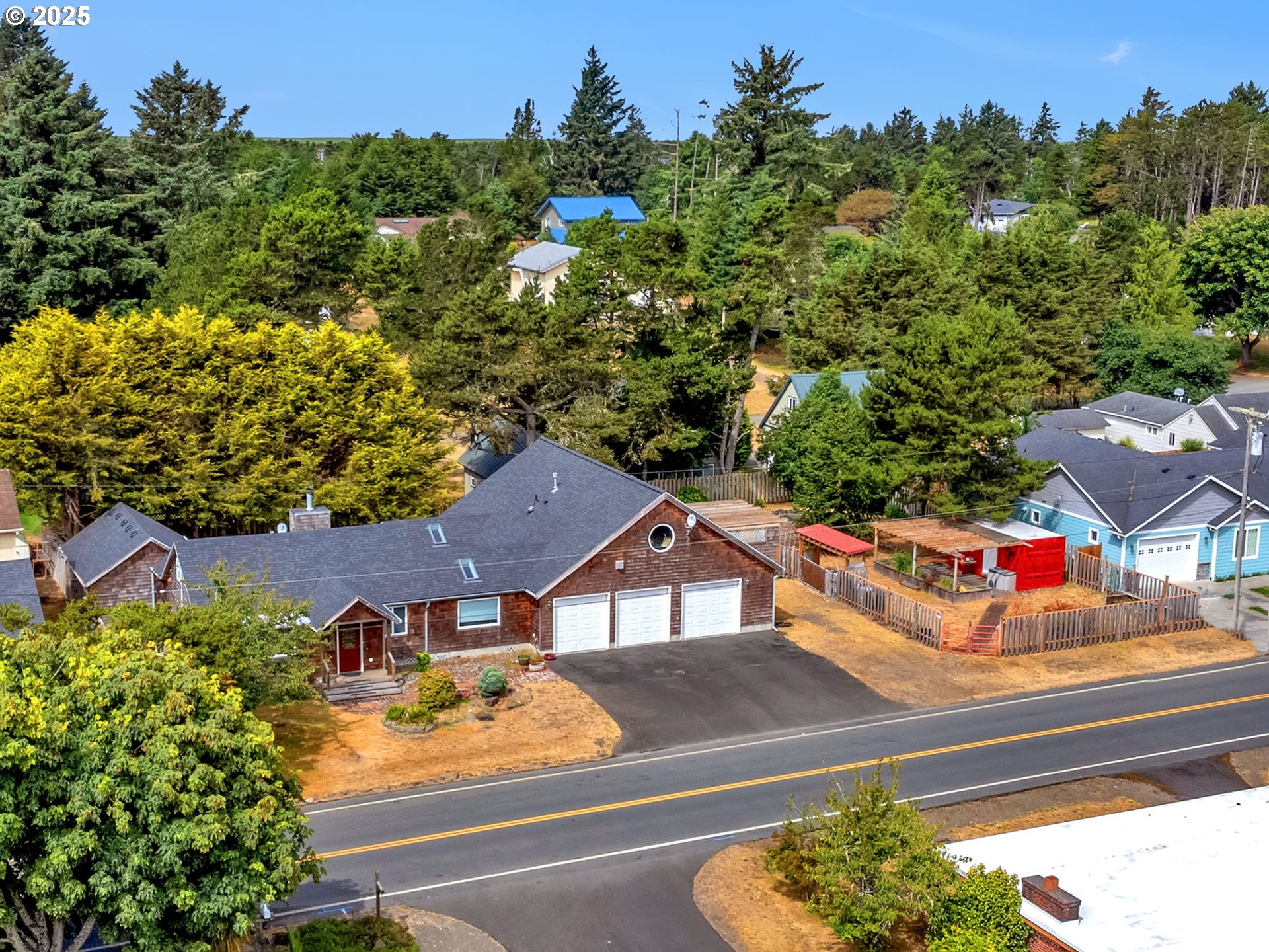90686 Lewis Road Warrenton, OR 97146 - Photo 3 of 46 Gallery Image 3