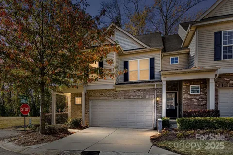 $525,000 | 2568 Royal York Avenue, Charlotte, NC 28210