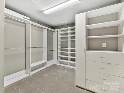 $525,000 | 2568 Royal York Avenue, Charlotte, NC 28210