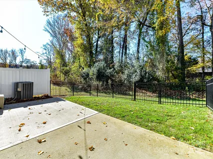 $525,000 | 2568 Royal York Avenue, Charlotte, NC 28210