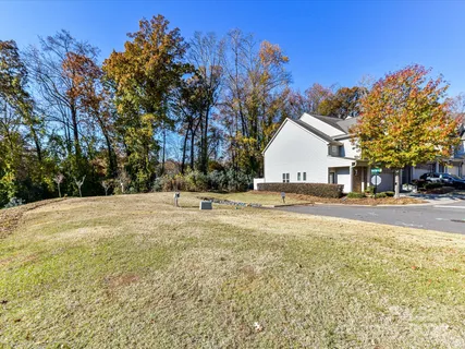 $525,000 | 2568 Royal York Avenue, Charlotte, NC 28210