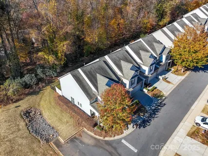 $525,000 | 2568 Royal York Avenue, Charlotte, NC 28210