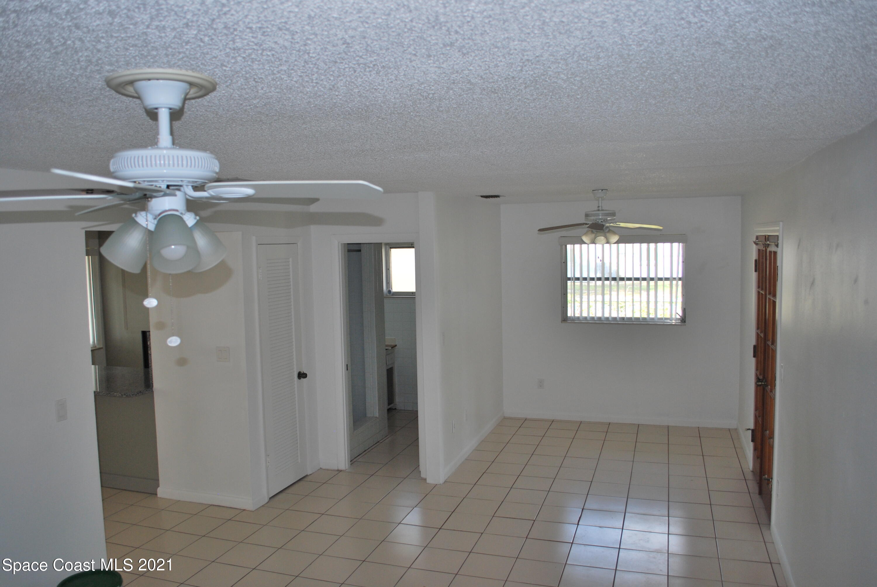 2857 Palm Bay Road Northeast Palm Bay, FL 32905 - Photo 17 of 28 DSC_0016