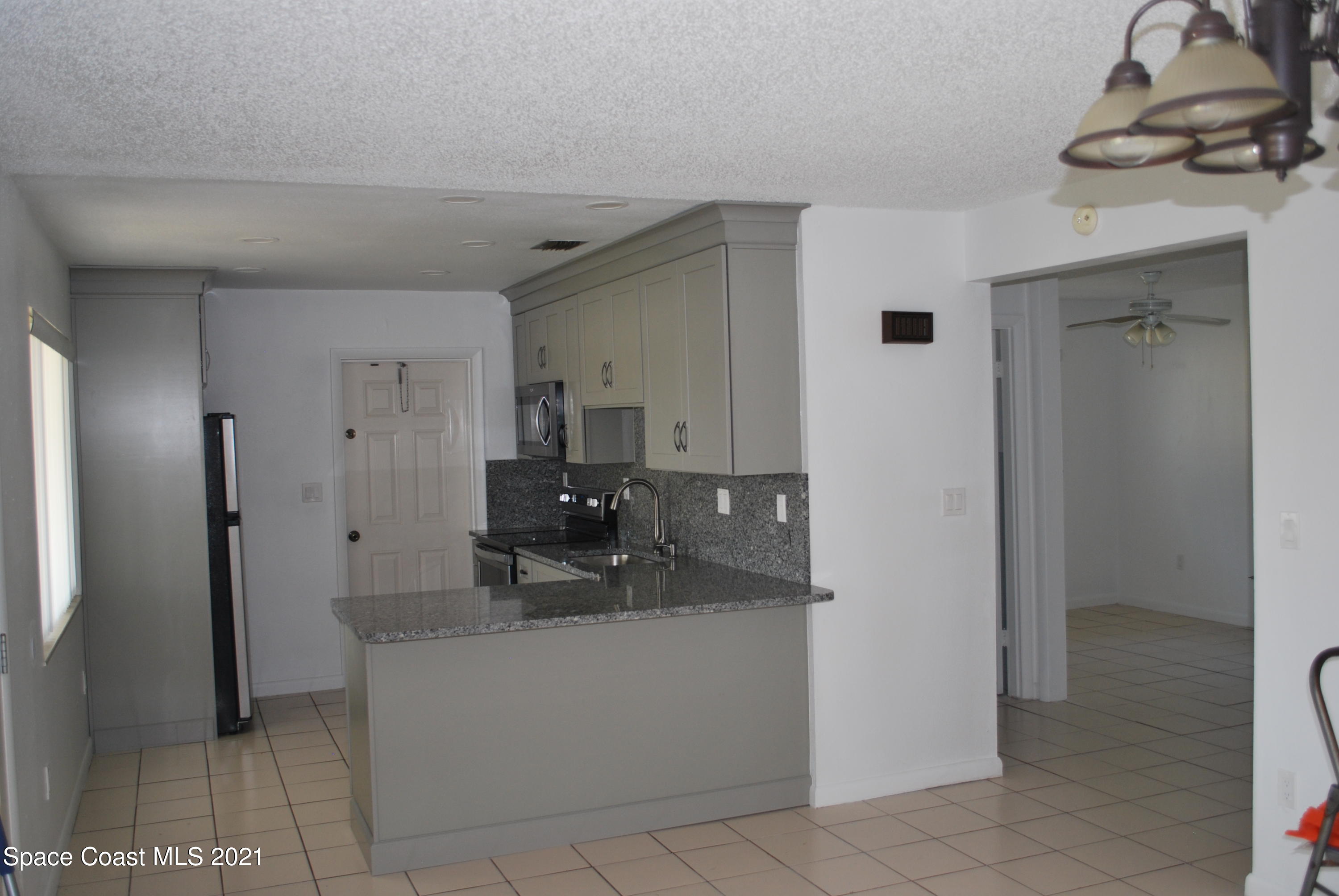 2857 Palm Bay Road Northeast Palm Bay, FL 32905 - Photo 20 of 28 DSC_0013