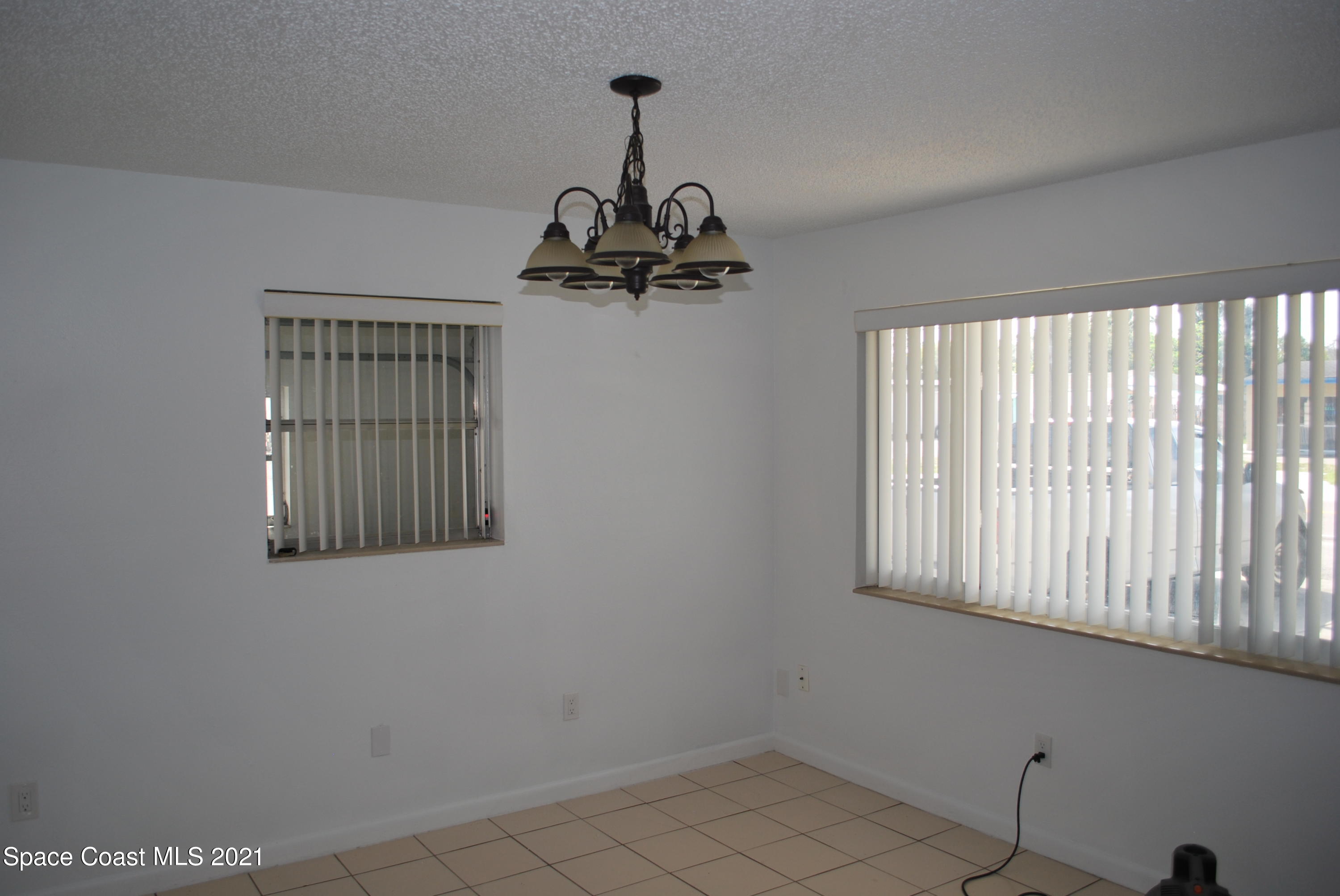 2857 Palm Bay Road Northeast Palm Bay, FL 32905 - Photo 21 of 28 DSC_0014