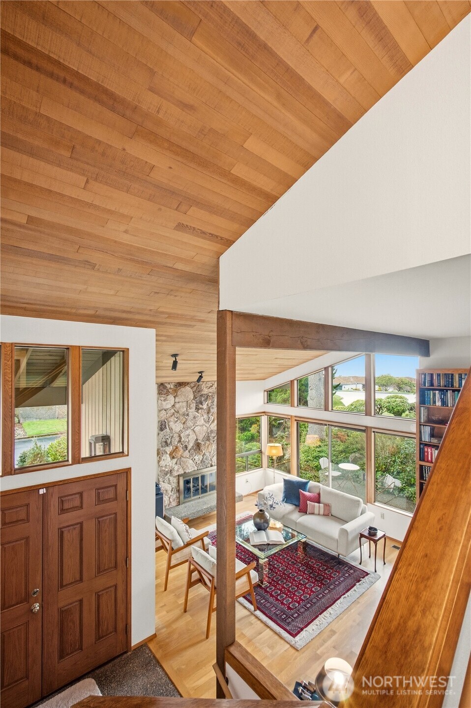 12656 Blakely Place Northwest Seattle, WA 98177 - Photo 16 of 38