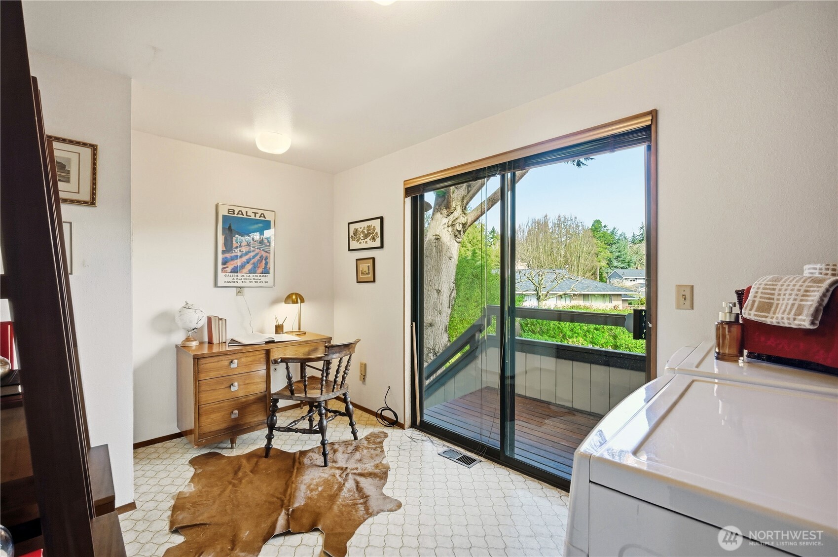 12656 Blakely Place Northwest Seattle, WA 98177 - Photo 23 of 38