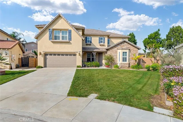 $1,188,000 | 7829 Banyon Tree Court, Eastvale, CA 92880