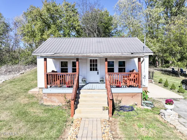 $170,000 | 413 East Bernard Avenue, Greeneville, TN 37745