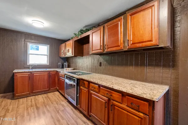 $170,000 | 413 East Bernard Avenue, Greeneville, TN 37745