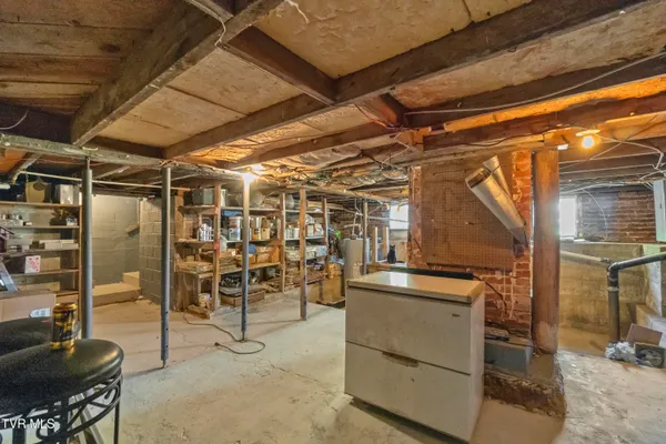 $170,000 | 413 East Bernard Avenue, Greeneville, TN 37745