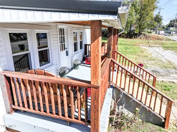 $170,000 | 413 East Bernard Avenue, Greeneville, TN 37745